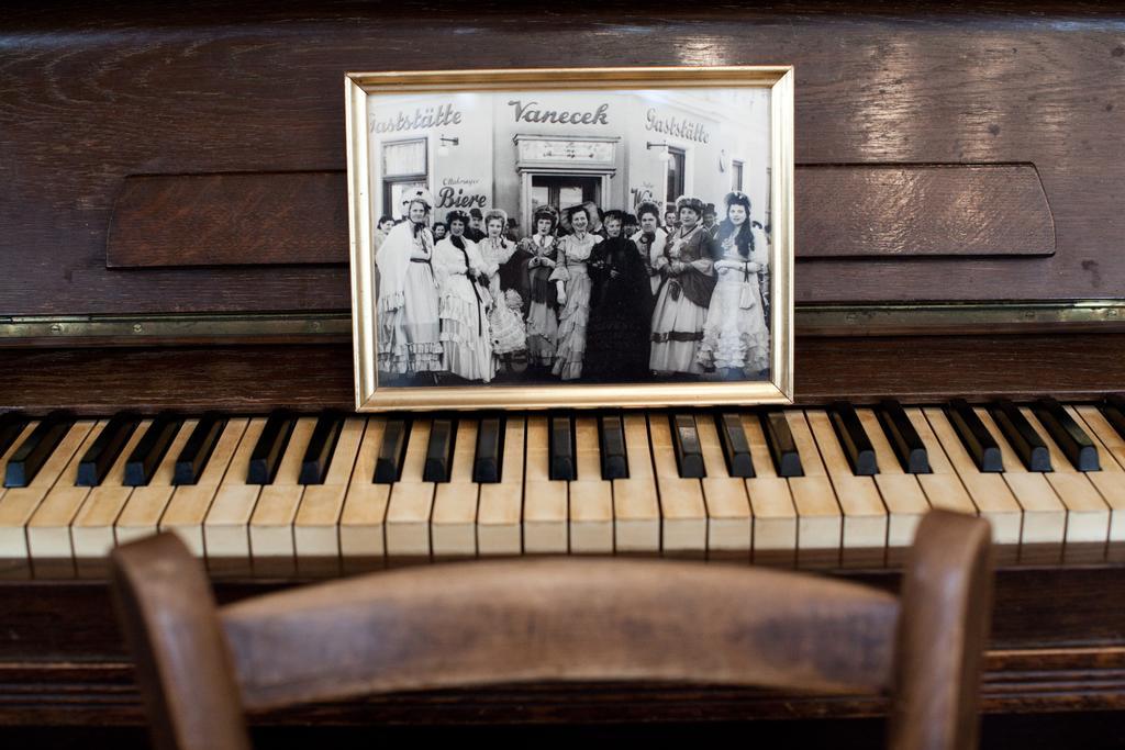 Amsel Vintage Rooms Wenen Buitenkant foto